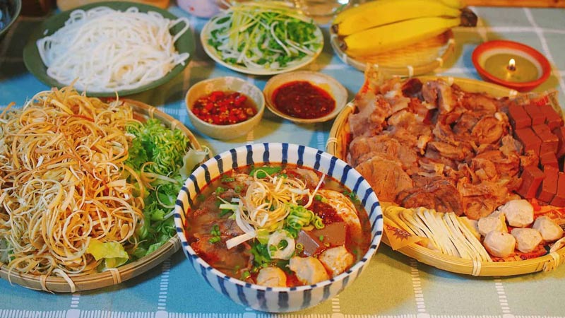 bun bo hue ingredients