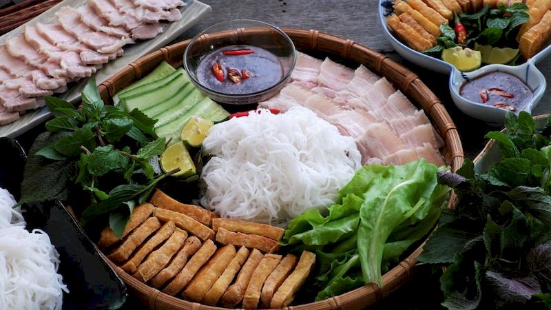 Bun Dau Mam Tom is a very typical dish in the capital of Hanoi