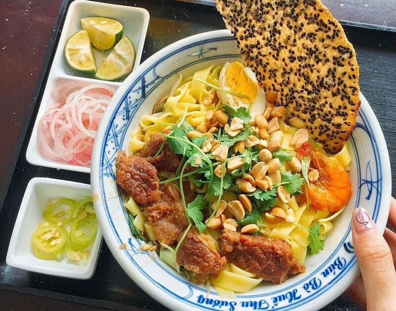 mi quang