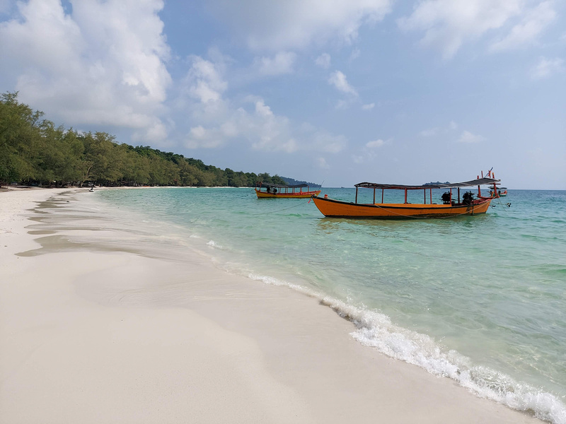 Long Set Beach (Koh Rong)