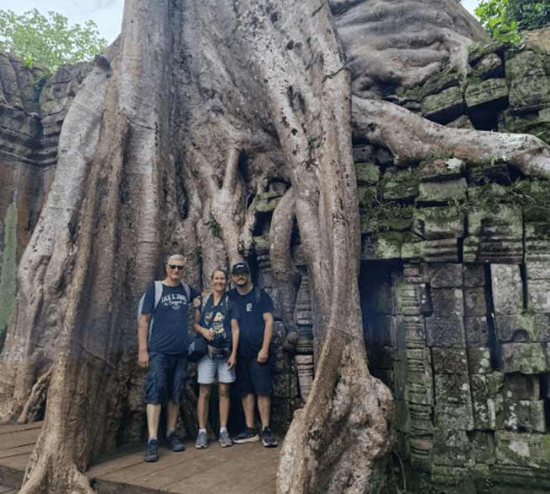 Our dear travellers on a Cambodia trip in Angkor Wat