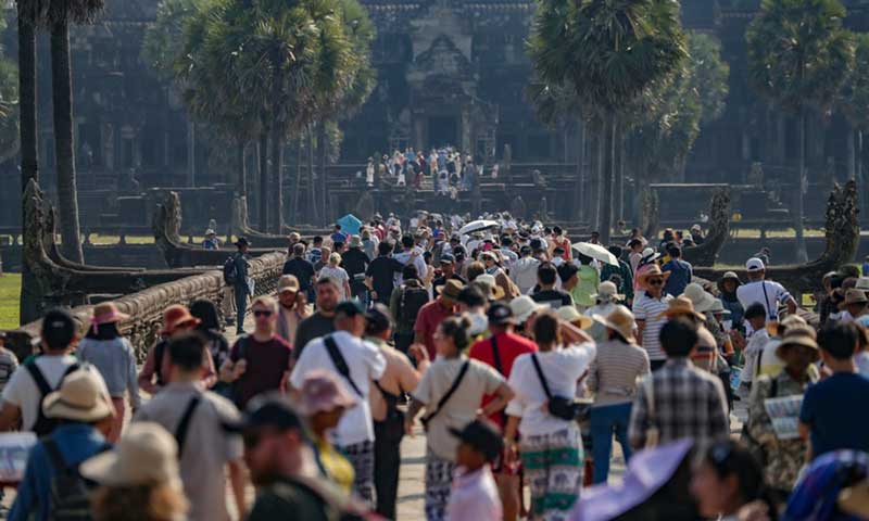 cambodia touristy season