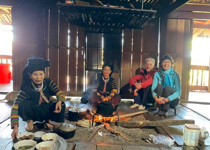 My guests had a friendly meal at Khuoi Khon Cultural Village.