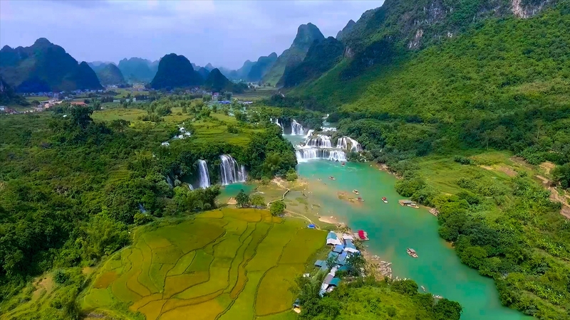 Cao Bang, home to one of the largest natural waterfalls in the world, which is called the Ban Gioc Waterfalls