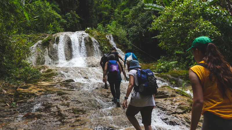 100 cascadas en nong khiaw