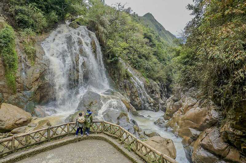 Majestic Fairy Falls