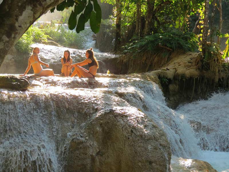 cataratas kuang si nadar