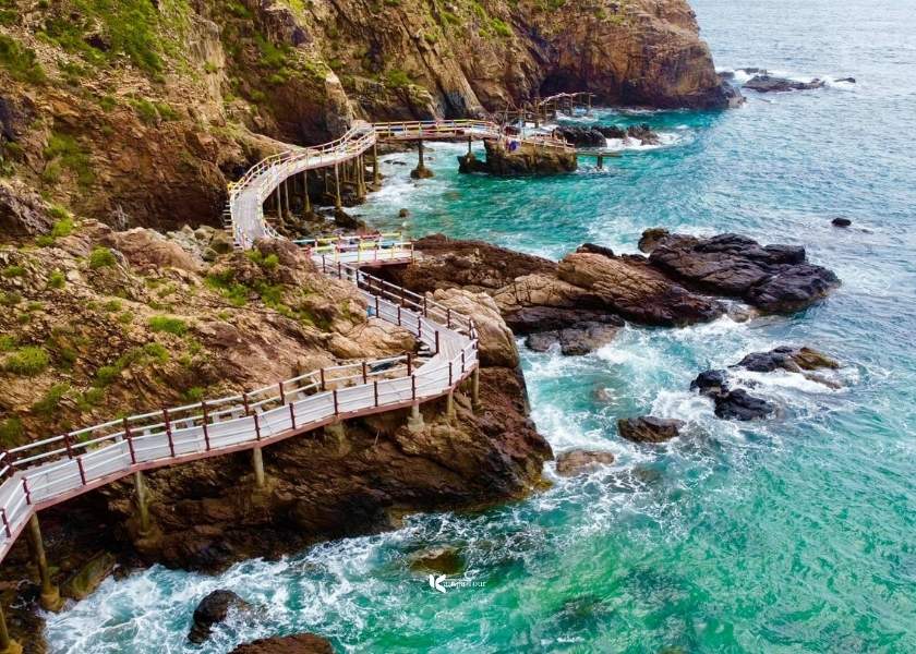 Central Vietnam in March is the best time to experience Vietnam's most beautiful beaches.