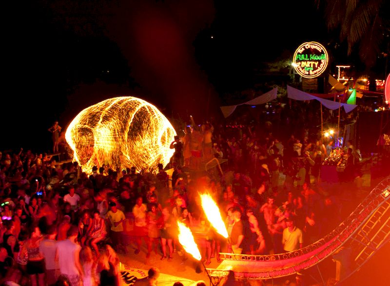 La Full Moon Party atrae a muchos turistas que viajan en Tailandia. Foto: internet