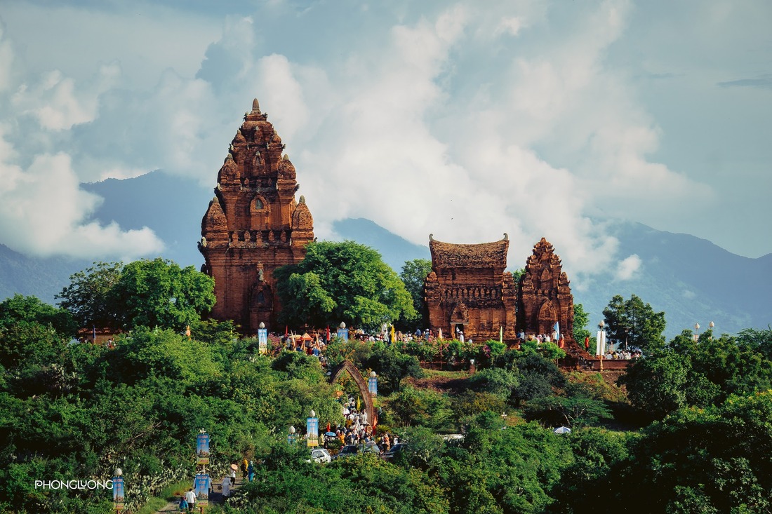 An overview of the festival venue (Photo: Phong Luong)