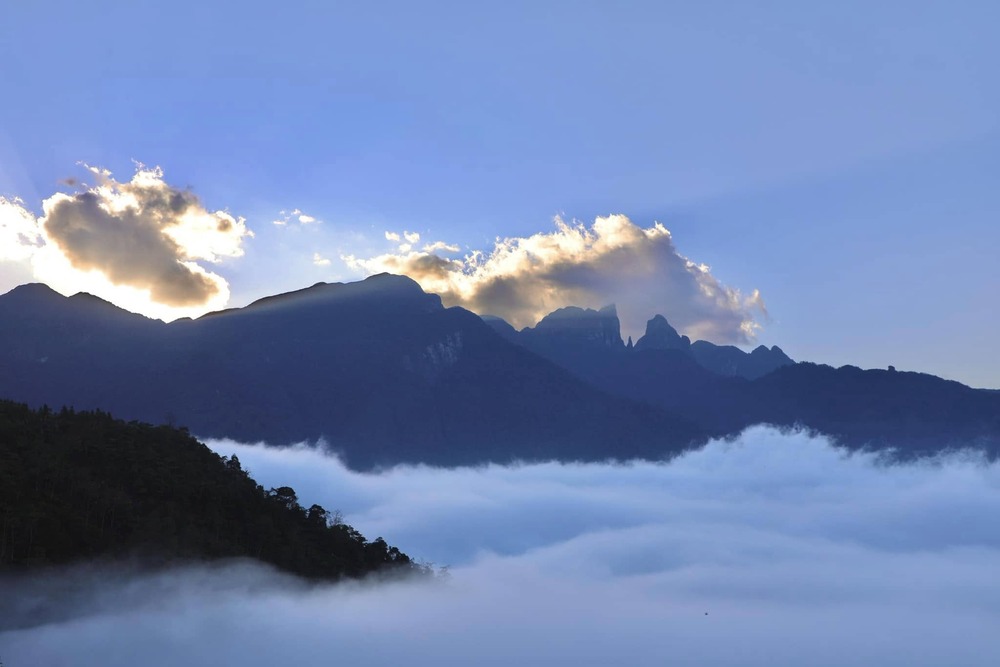 cloud hunting in december in sapa