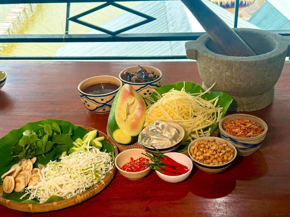 comida callejera en camboya-ensalada