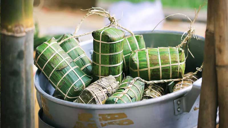 cooking banh tet