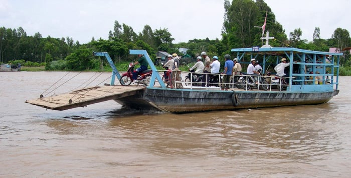 transporte diario en delta del mekong