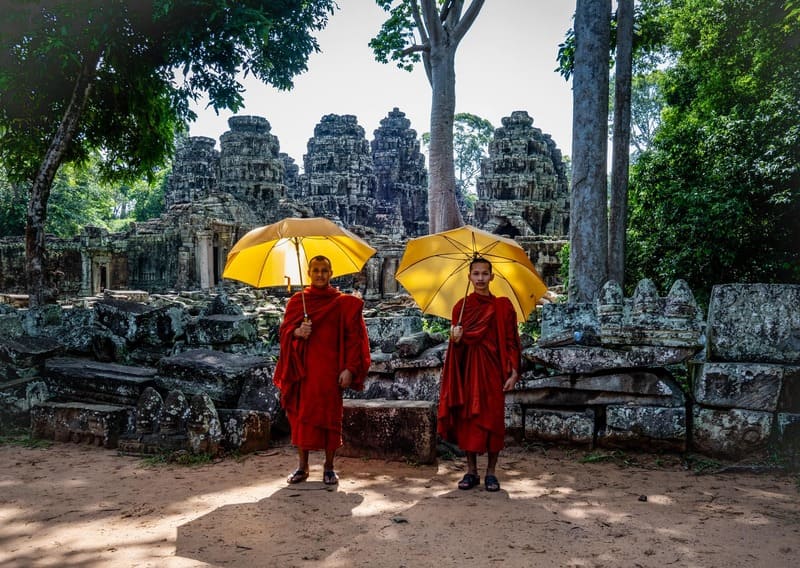 donde viajar en abril angkor wat