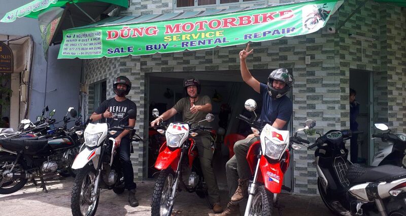 Dung motorbike