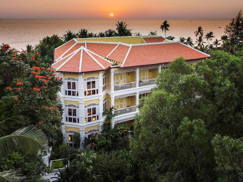 A yoga class at Cassia Cottage - a lovely hotel in Phu Quoc