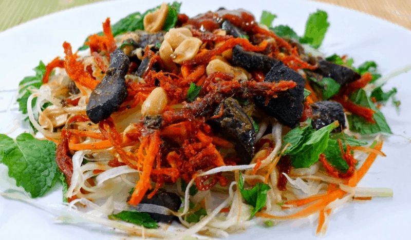 ensaladas vietnamitas en saigon y nha trang