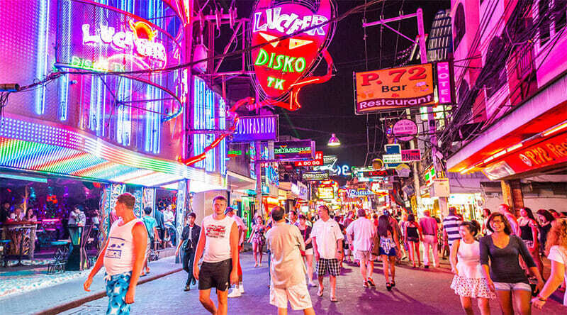 es seguro viajar a tailandia - bangkok de noche