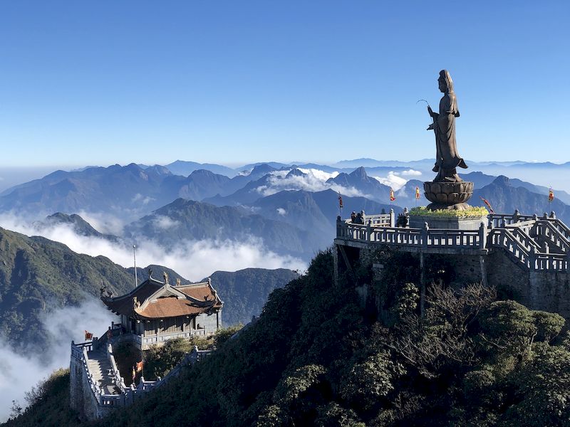 mage of the bronze Amitabha Buddha statue, the highest in Vietnam and Asia.