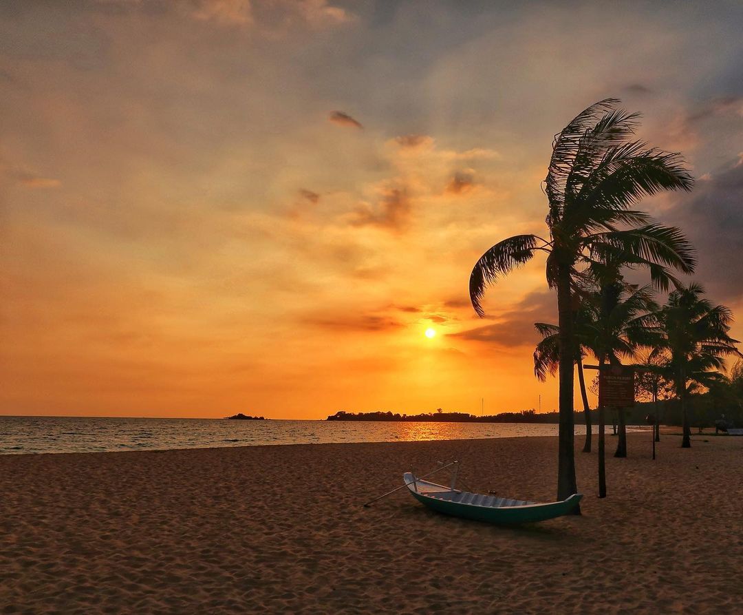 Playa de Vung Bau al atardecer