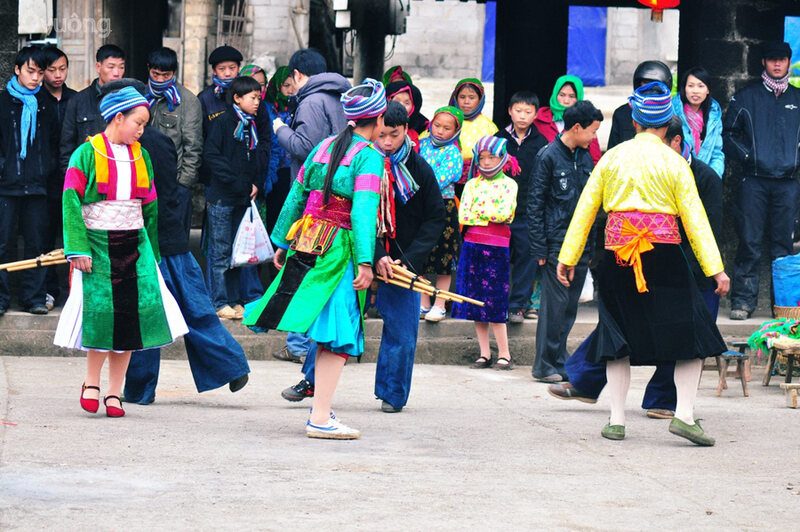 Hmong's traditional dance during Tet