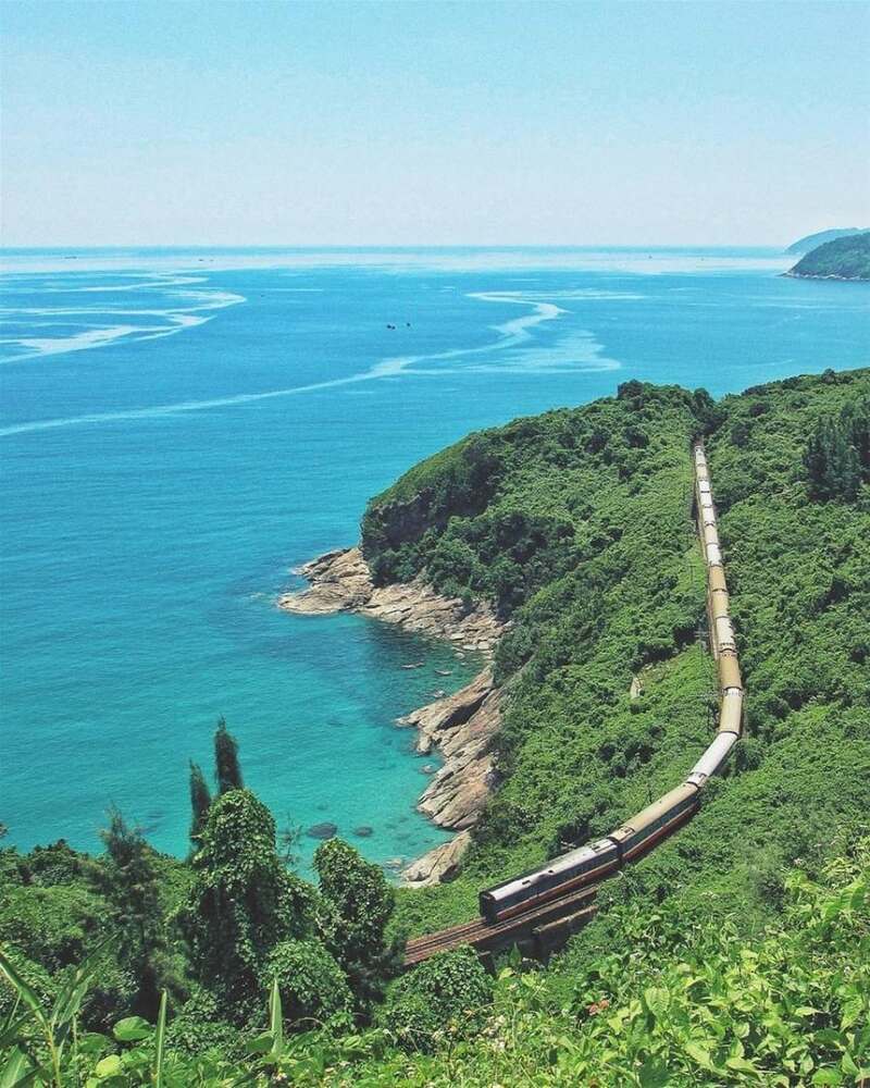 The train is the most worthwhile route to fully experience the beauty of Hai Van Pass