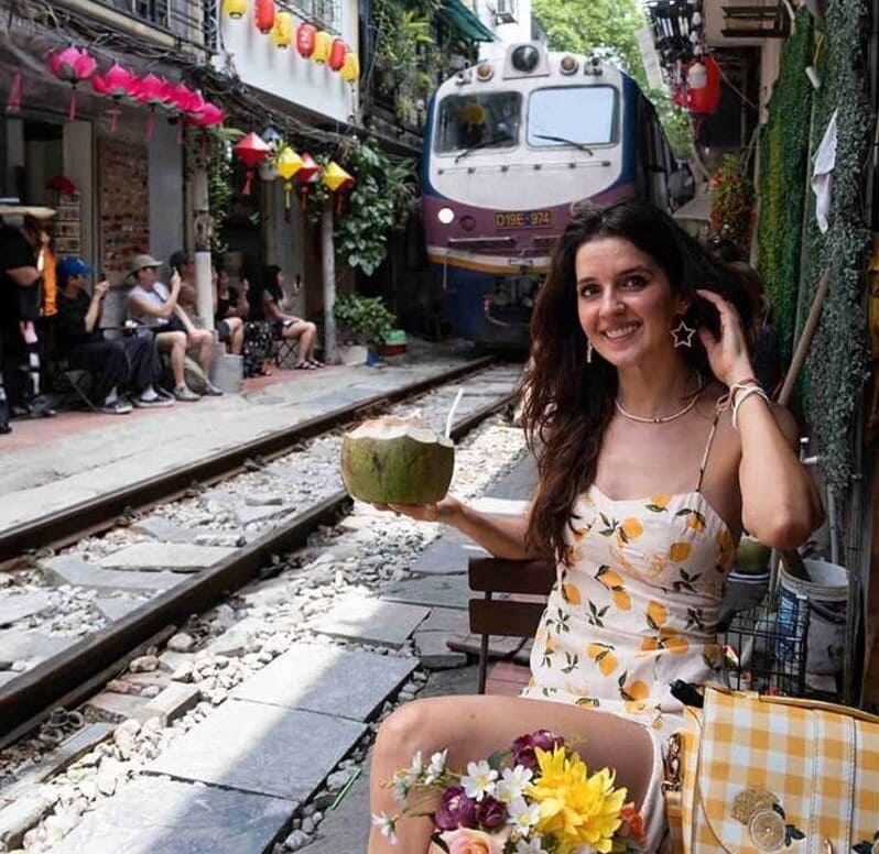 hanoi train street