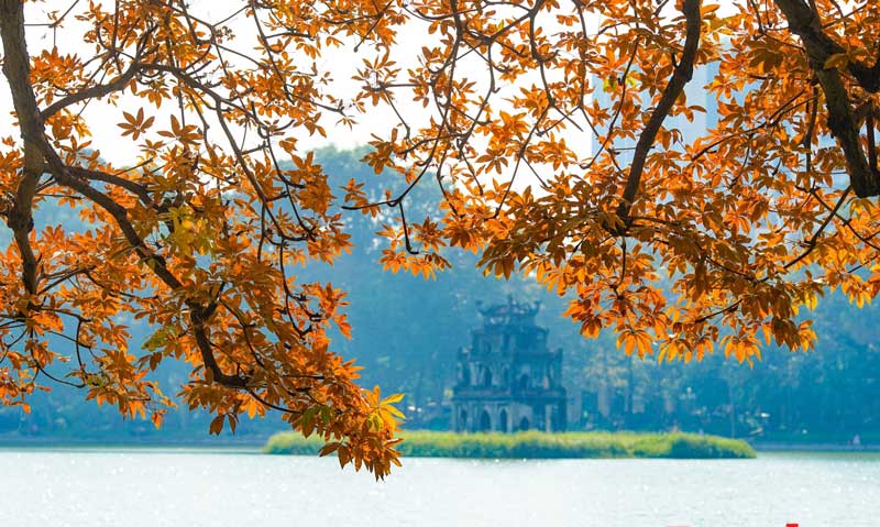 hoan kiem lake