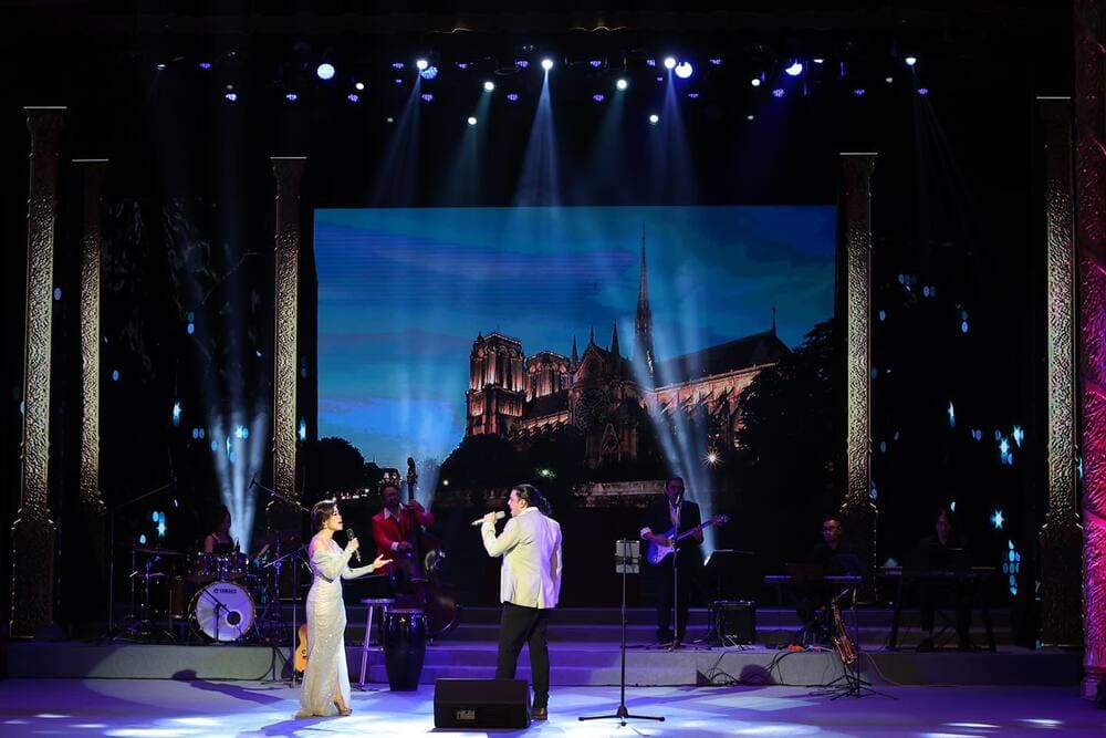show in hanoi opera