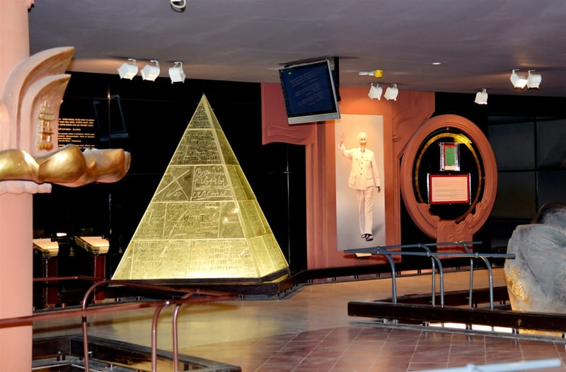 Ho Chi Minh Museum