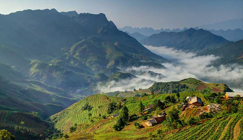 montaña tay con linh en hoang su phi