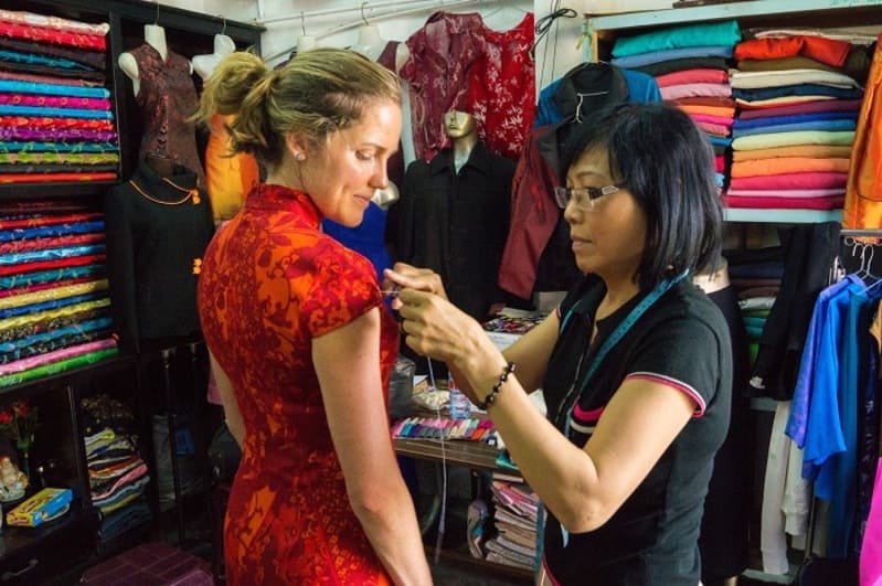 Take measurements hoi an tailor