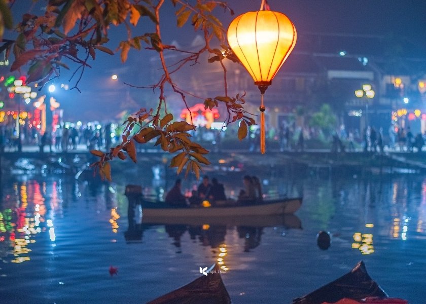 Hoi An Old Town is dreamy at night