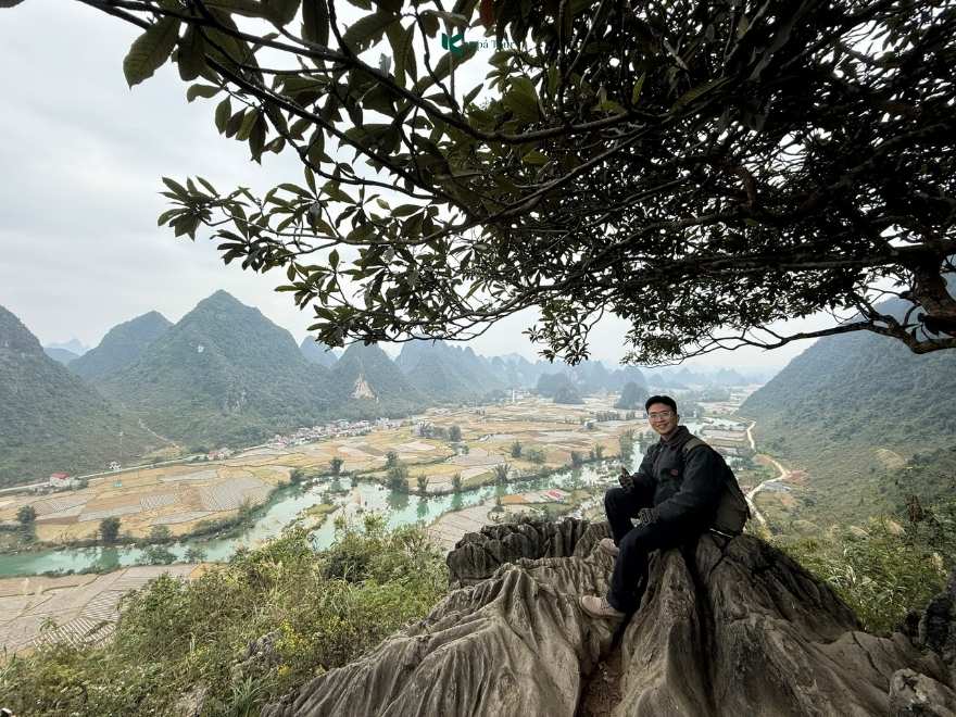 Me, while guiding tourists on an exploration of the Ngoc Con area in Cao Bang.