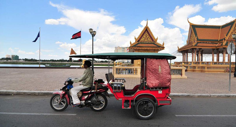 idioma camboya saludos al tomar tuktuk