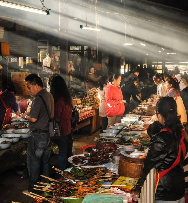 The morning market in Phonsavan