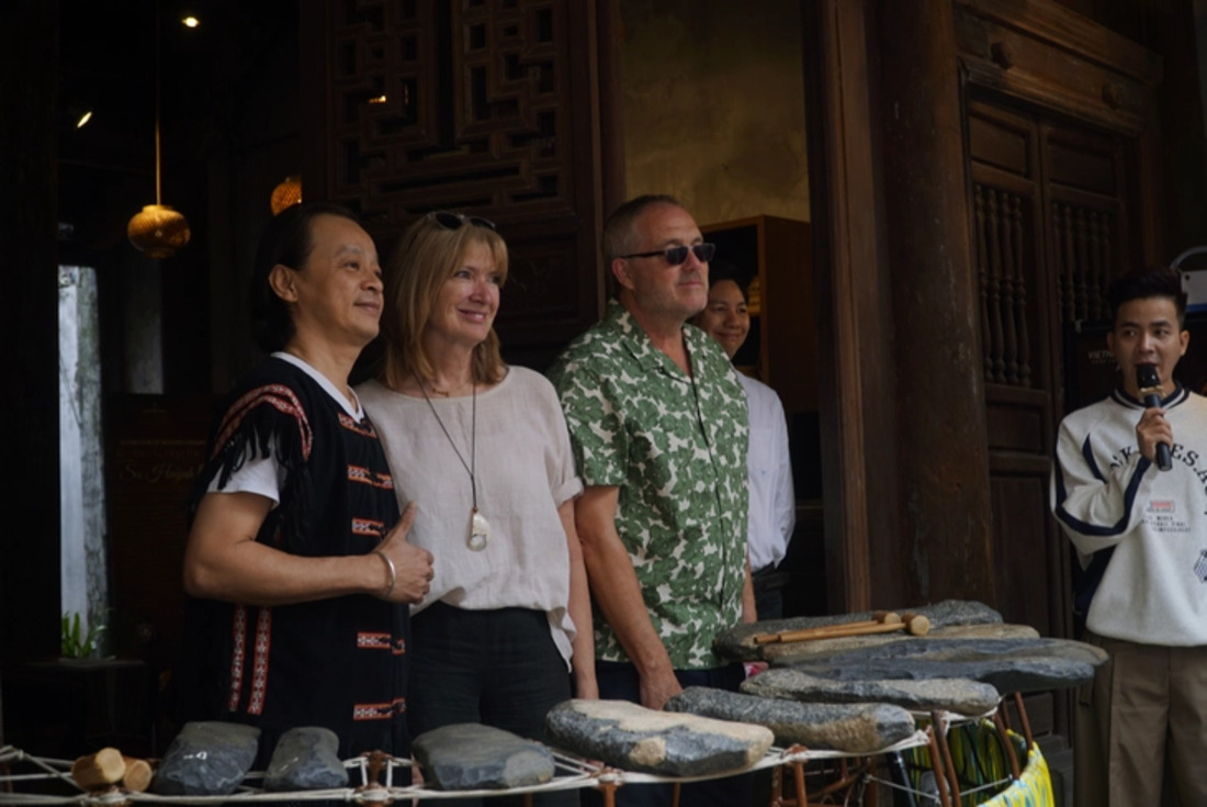 pueblo de sal de Tuyet Diem – turistas