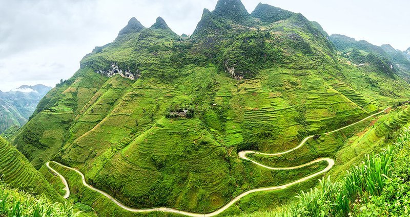 Spectacular sceneries on the road from Bac Ha to Ha Giang