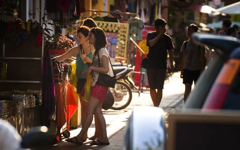 Is traveling alone in Cambodia safe for women?