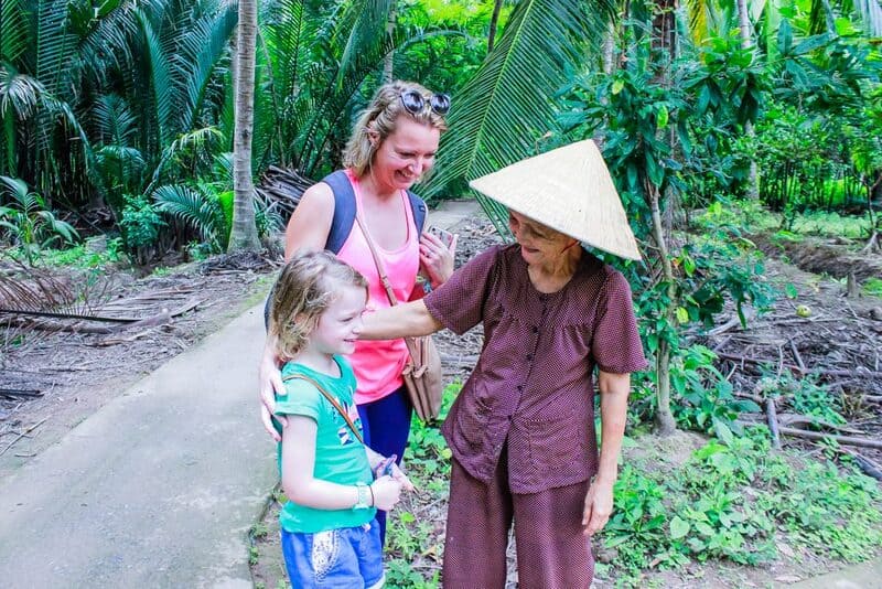 A local moment in Vietnam during a first trip