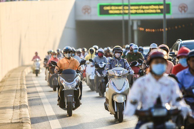 Summer days with temperatures exceeding 38 degrees Celsius in the streets