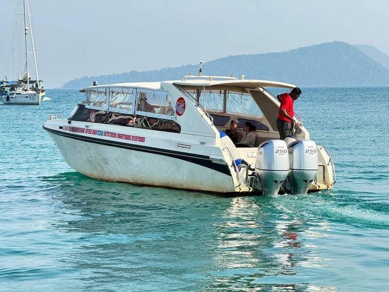 llegar a islas de camboya en barco