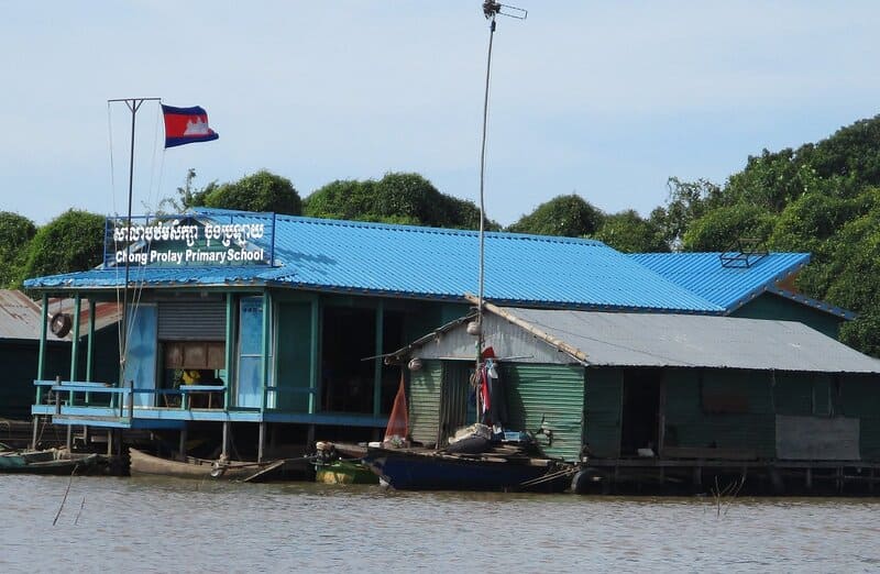 In the middle of the lake, a floating school welcomes the children of the village every day.