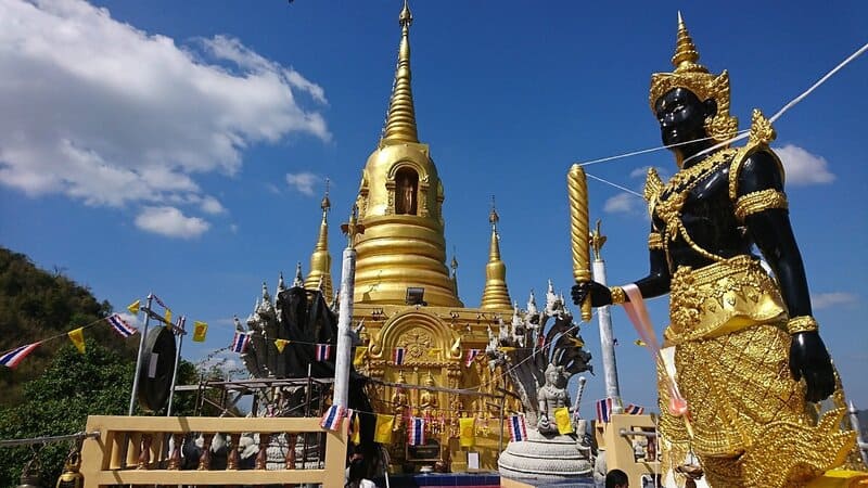 wat ban tham en kanchanaburi