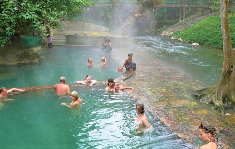 cascada que ver en kanchanaburi