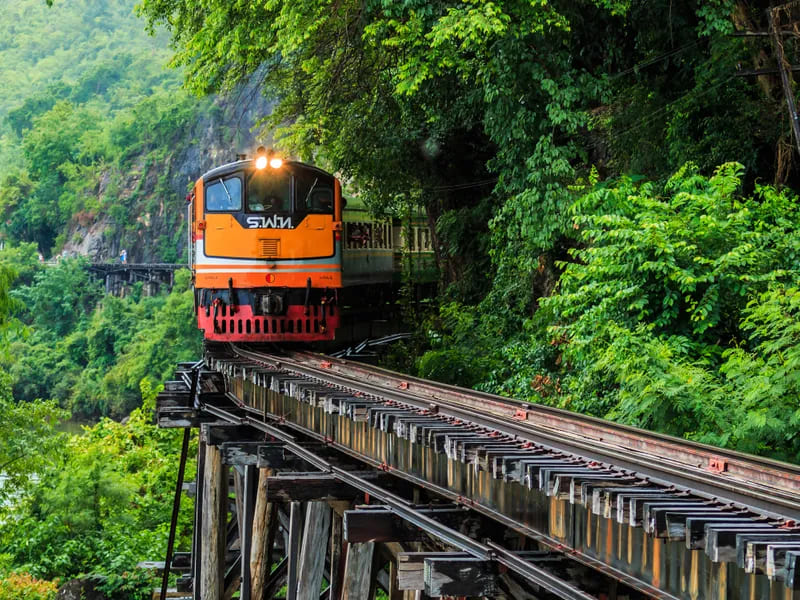 tren en kanchanaburi