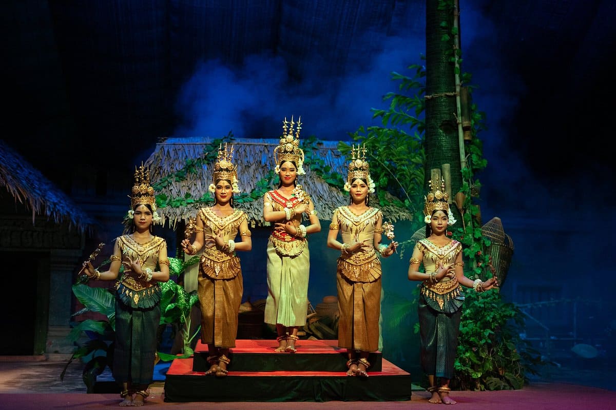 Kanell Dinner Show of Angkor 