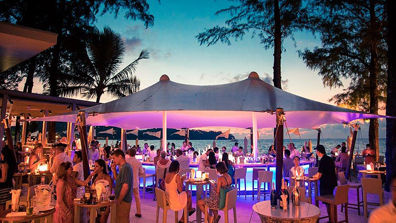 The vibrant nightlife atmosphere of bars in Phuket