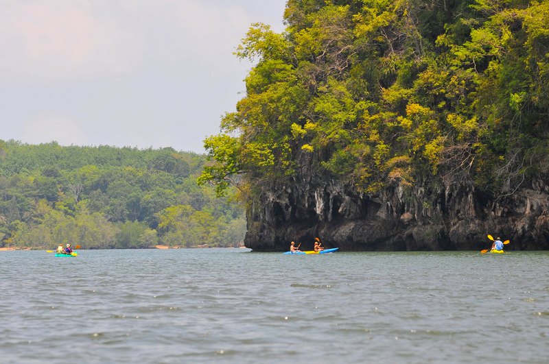 Kayaking is an indispensable activity when coming to Krabi